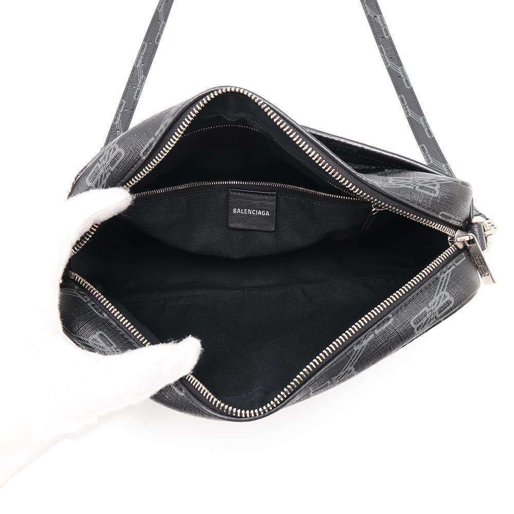 Balenciaga Shoulder Bag Monogram Camera Black - Picture 5 of 10